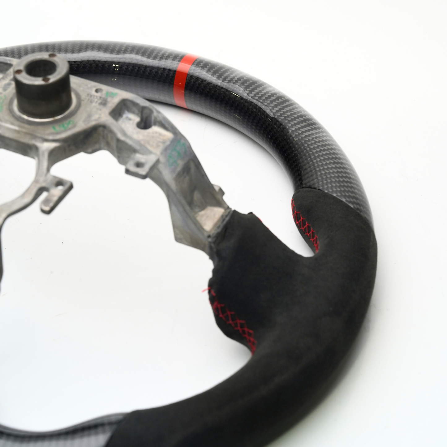 JDMuscle [08-13 G37/G35] Carbon-Lite Series Steering Wheel