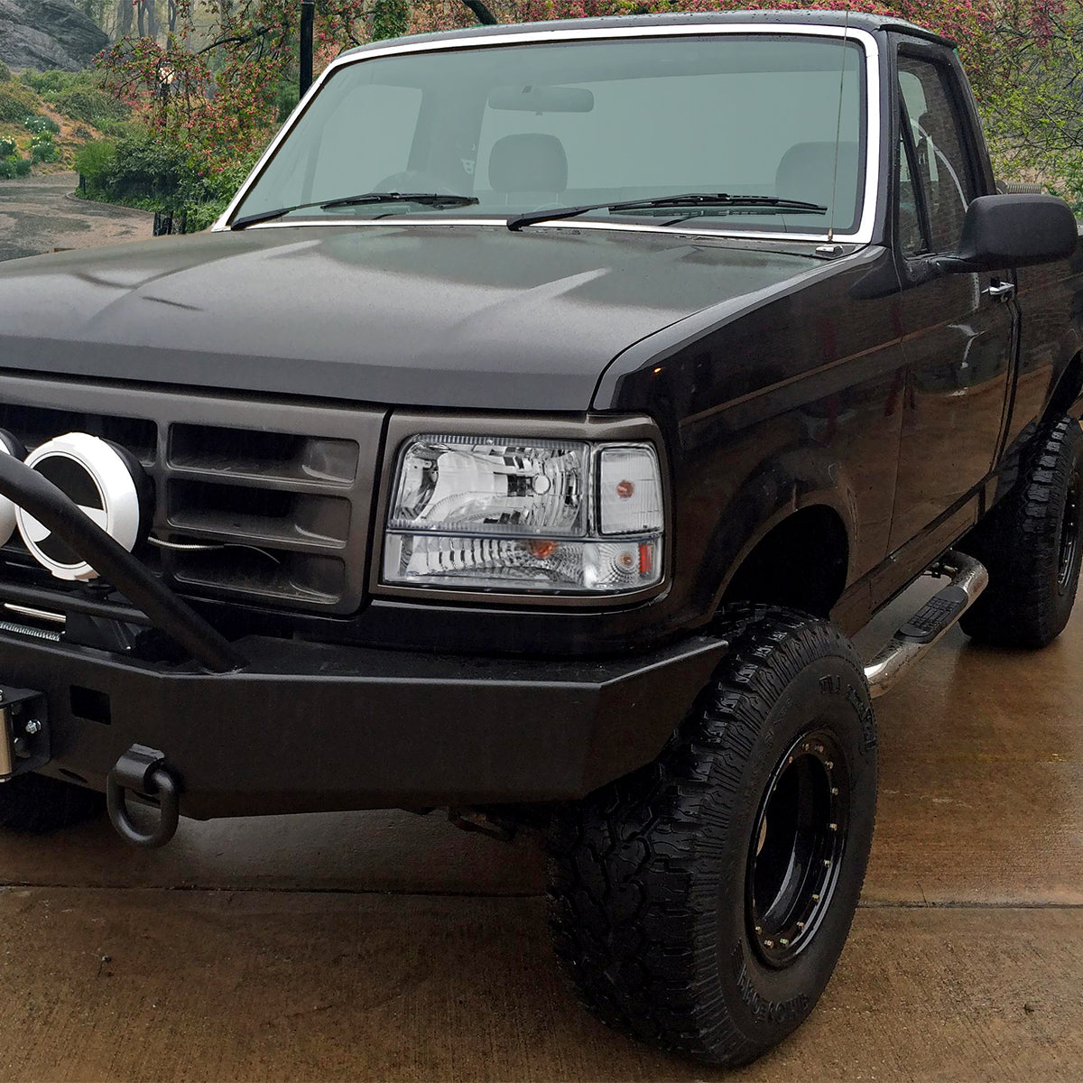 1992-1996 Ford F-150/F-250/F-350/Bronco Factory Style Headlights w/ Bumper & Corner Lights (Chrome Housing/Clear Lens)