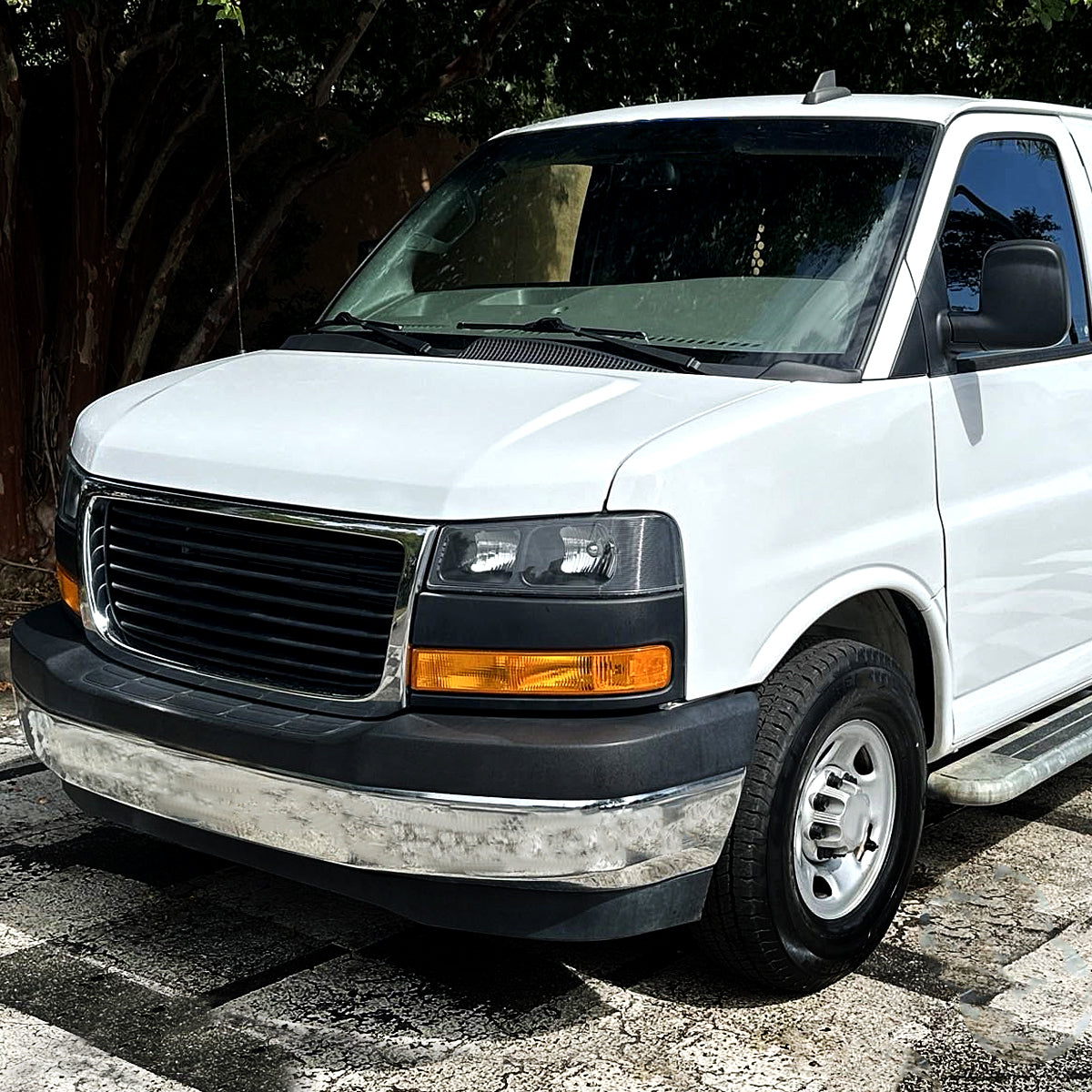 2003-2023 Chevrolet Express/GMC Savana Factory Style Headlights w/ Amber Lens Bumper Lamp (Black Housing/Clear Lens)