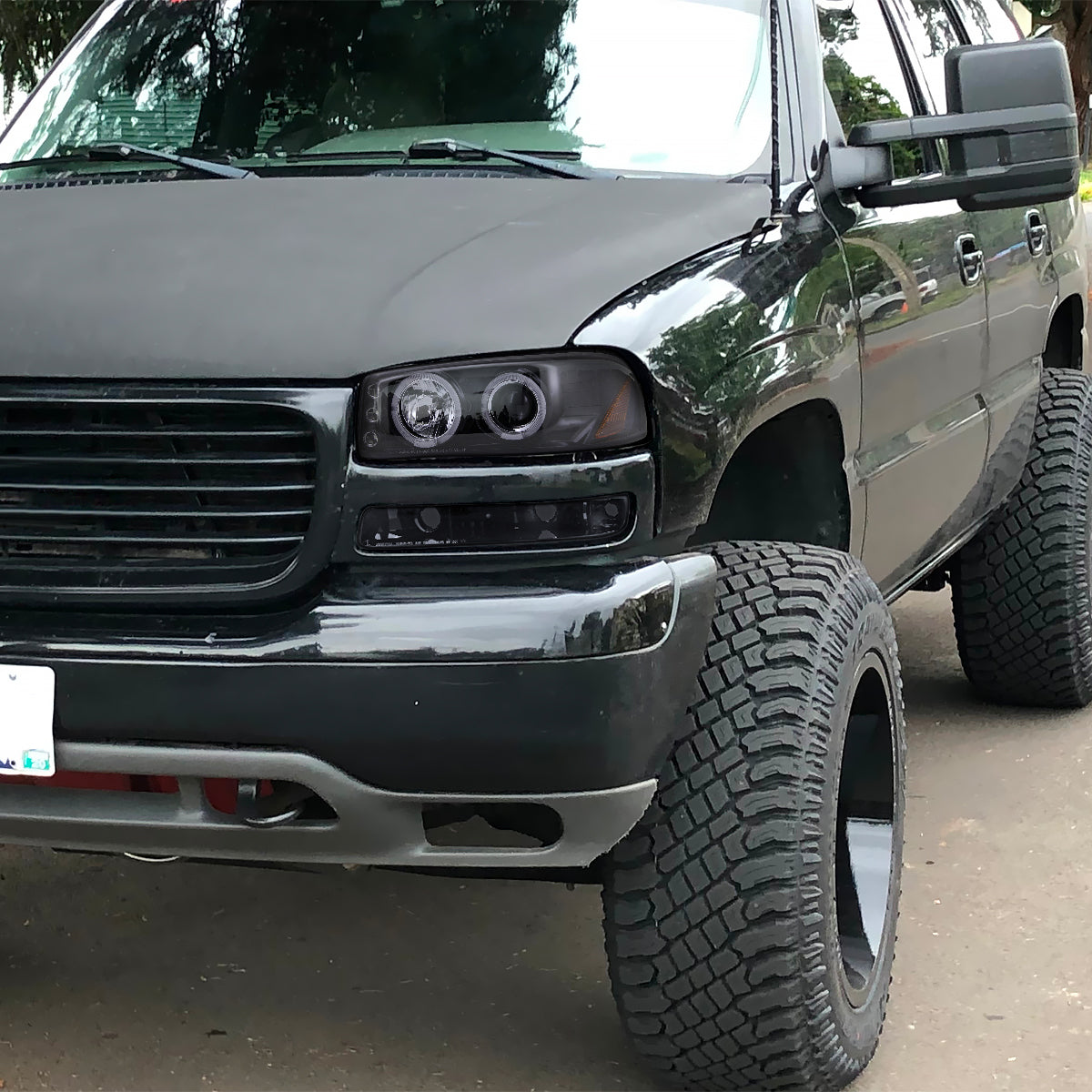 1999-2006 GMC Sierra/Yukon XL/SLT Dual Halo Projector Headlights & Bumper Lights (Glossy Black Housing/Smoked Lens)
