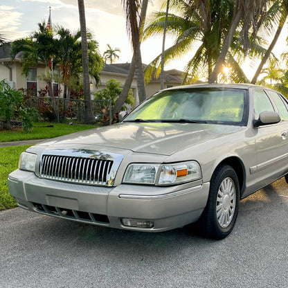 2006-2011 Mercury Grand Marquis Factory Style Headlights and Corner Lamps (Chrome Headlights/Clear Lens)