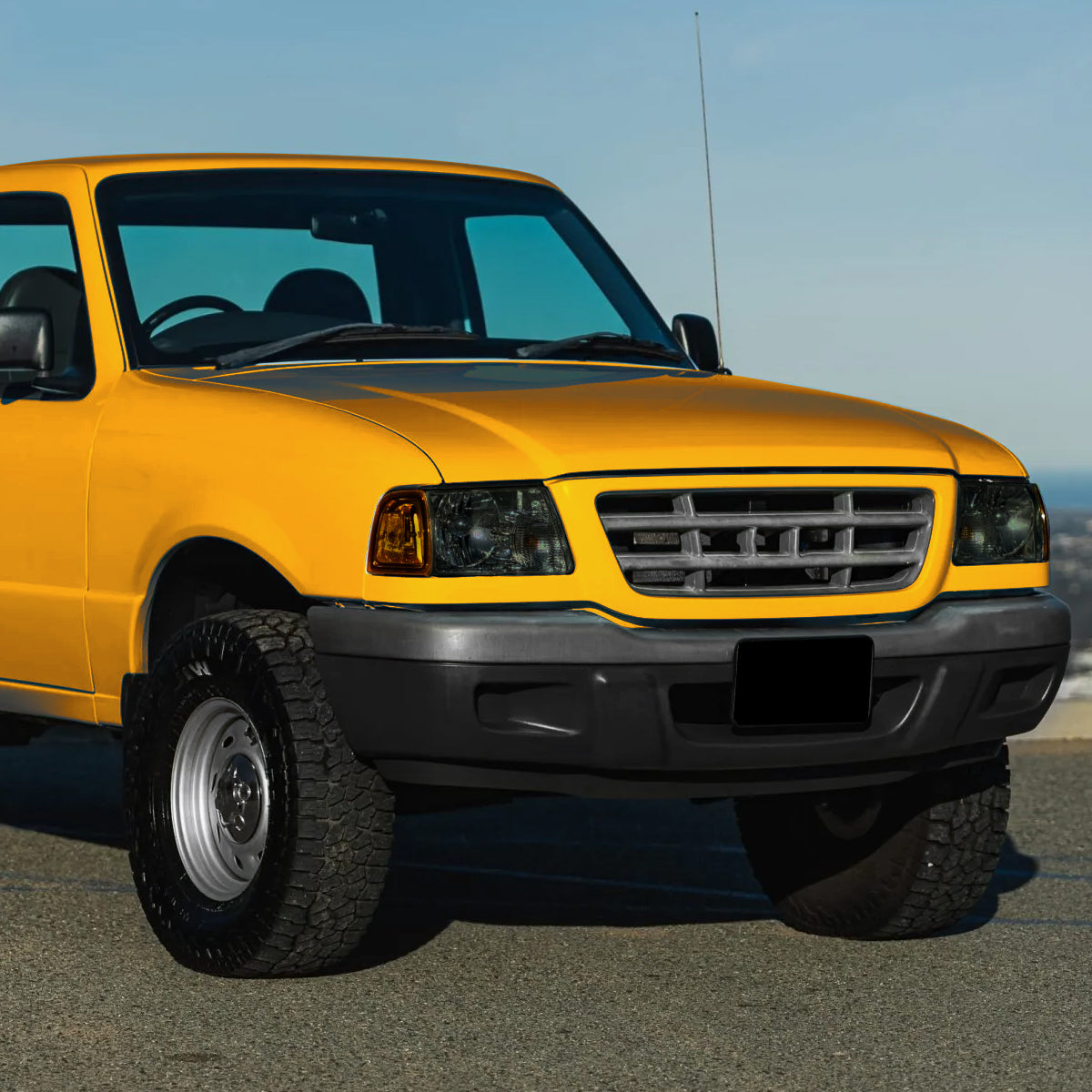 2001-2011 Ford Ranger Factory Style Headlights w/ Amber Lens Corner Signal Lights (Chrome Housing/Smoked Lens)