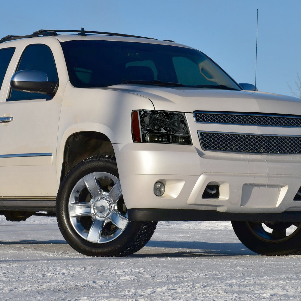 2007-2014 Chevrolet Avalanche/Tahoe/Suburban Factory Style Headlights (Chrome Housing/Smoked Lens)