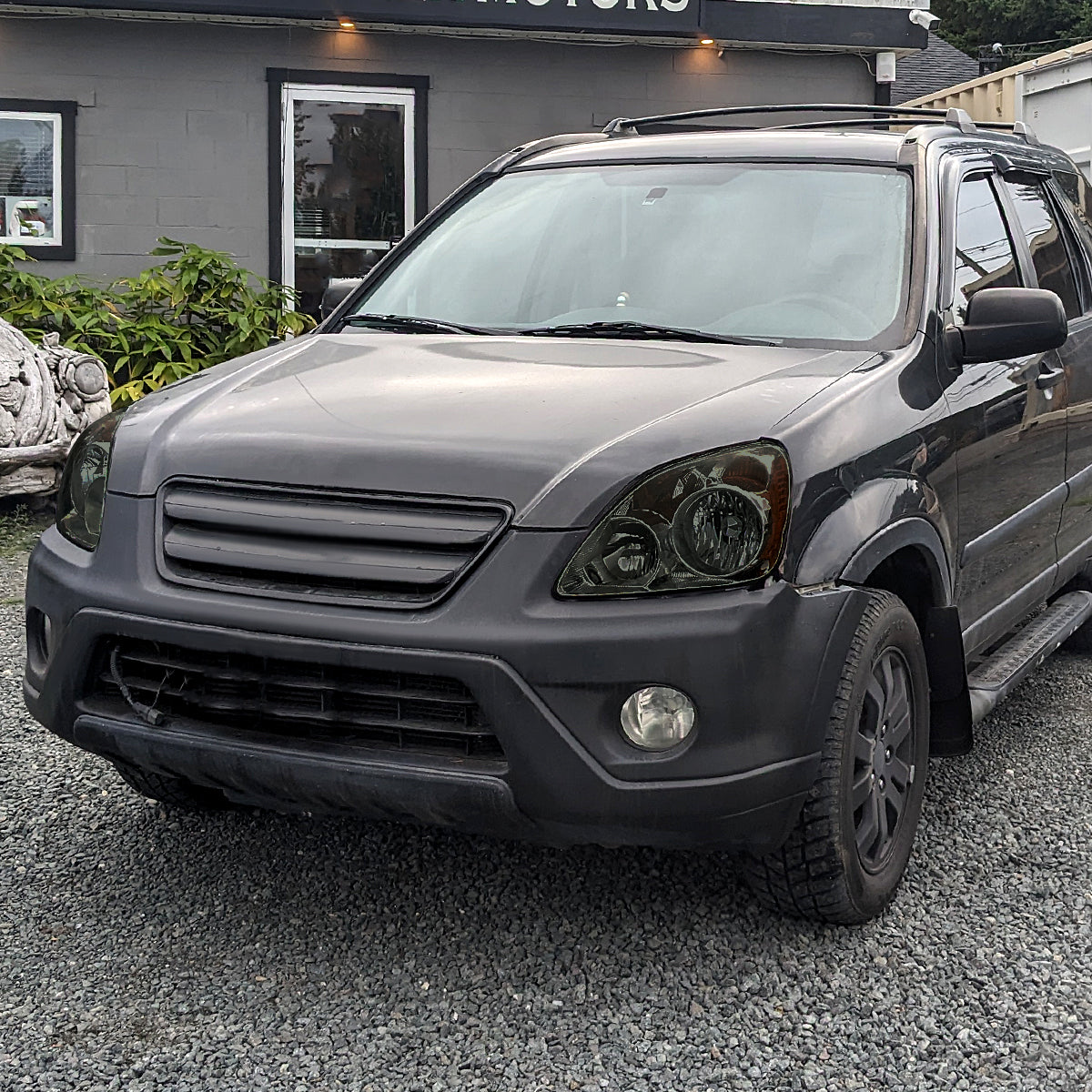 2005-2006 Honda CR-V Factory Style JP Headlights with Amber Reflectors (Chrome Housing/Smoked Lens)