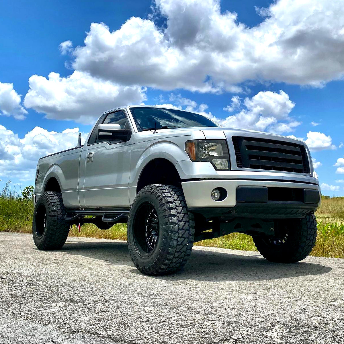 2009-2014 Ford F-150 Factory Style Crystal Headlights w/ Amber Reflector (Matte Black Housing/Clear Lens)