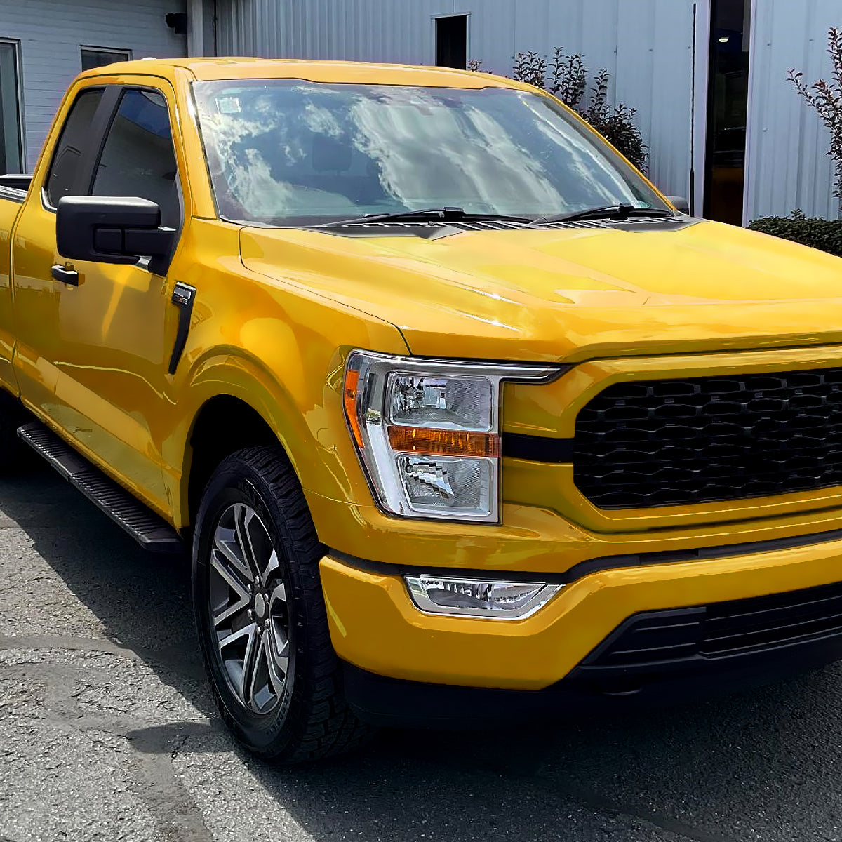 2021-2023 Ford F-150  Factory Style Headlight (Chrome Housing / Clear Lens ) - Passenger Side Only
