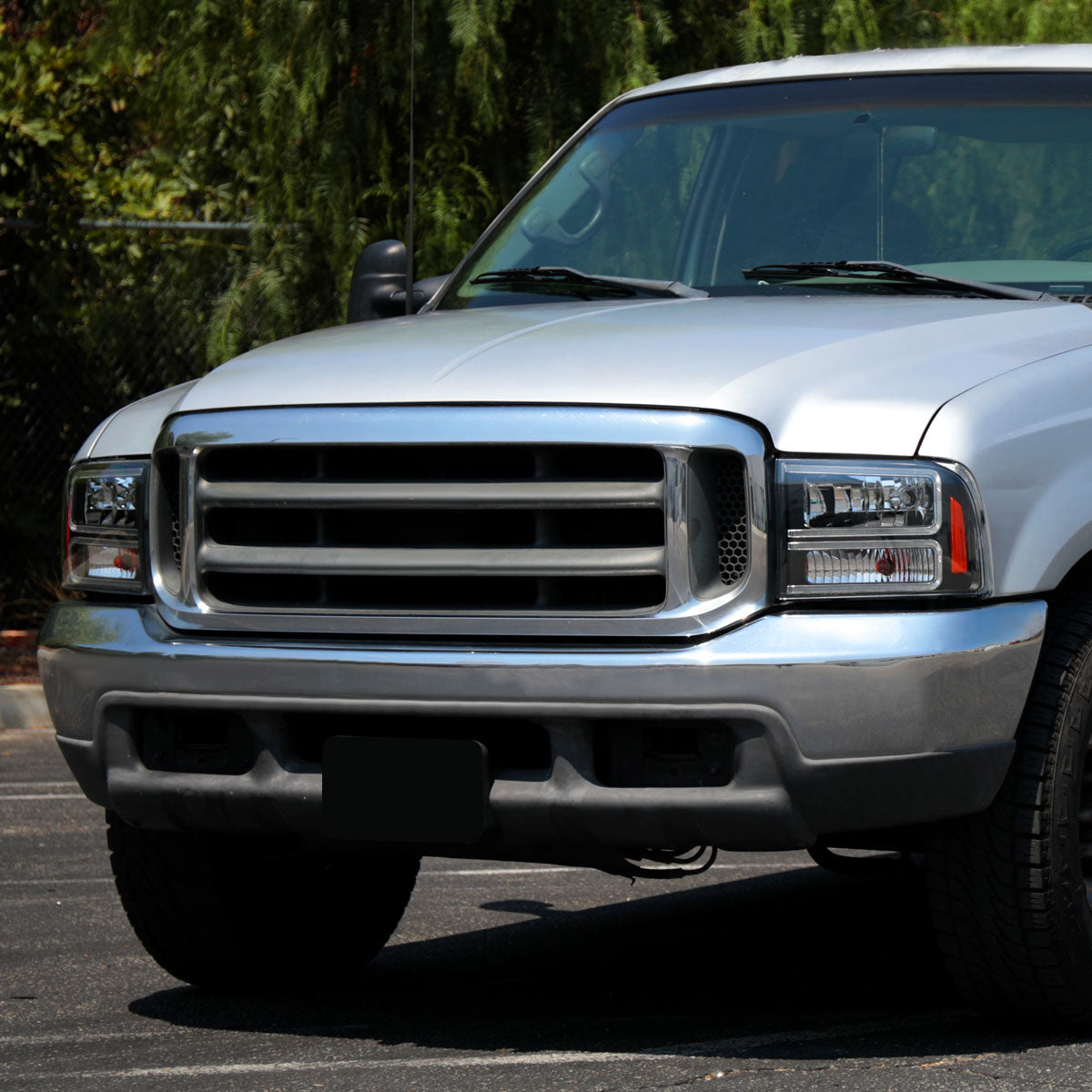 1999-2004 Ford F-250/F-350/F-450/F-550/2000-2004 Excursion Euro Factory Style Headlights with Dual LED C-Bar  (Matte Black Housing/Clear Lens)