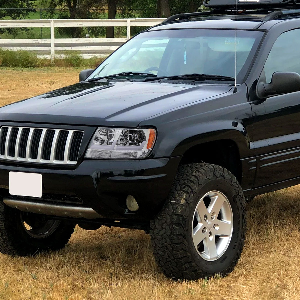 1999-2004 Jeep Grand Cherokee Factory Style Dual LED Bar Headlights (Chrome Housing/Clear Lens)