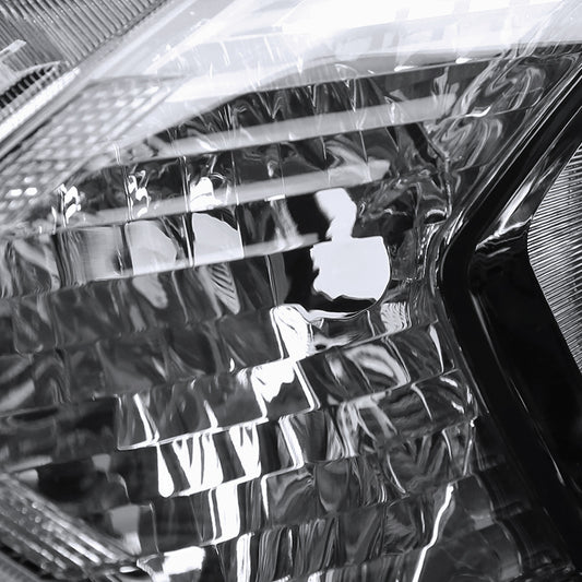 2016-2018 Honda HR-V Crystal Headlights w/ Amber Reflectors (Glossy Black Housing/Clear Lens)