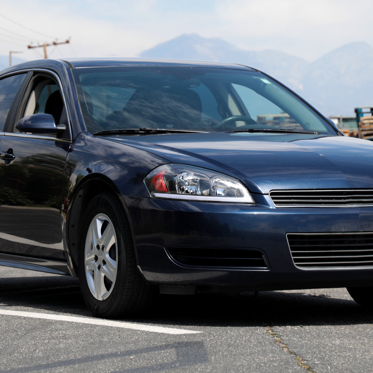 2006-2013 Chevrolet Impala/2014-2016 Impala Limited/2006-2007 Monte Carlo Switchback Sequential Signal LED Bar Factory Style Headlights (Matte Black Housing/Clear Lens)