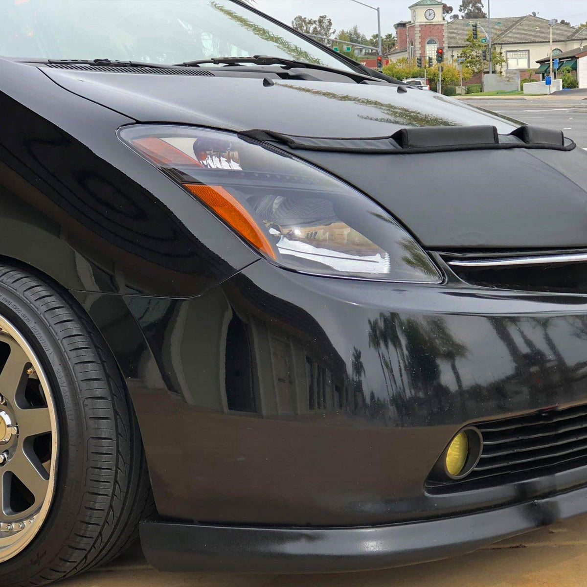 2006-2009 Toyota Prius Factory Style Headlights with Amber Reflector (Matte Black Housing/Clear Lens)