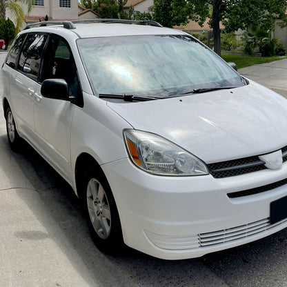 2004-2005 Toyota Sienna Passenger/Right Side Factory Style Headlights w/ Amber Reflector (Chrome Housing/Clear Lens)