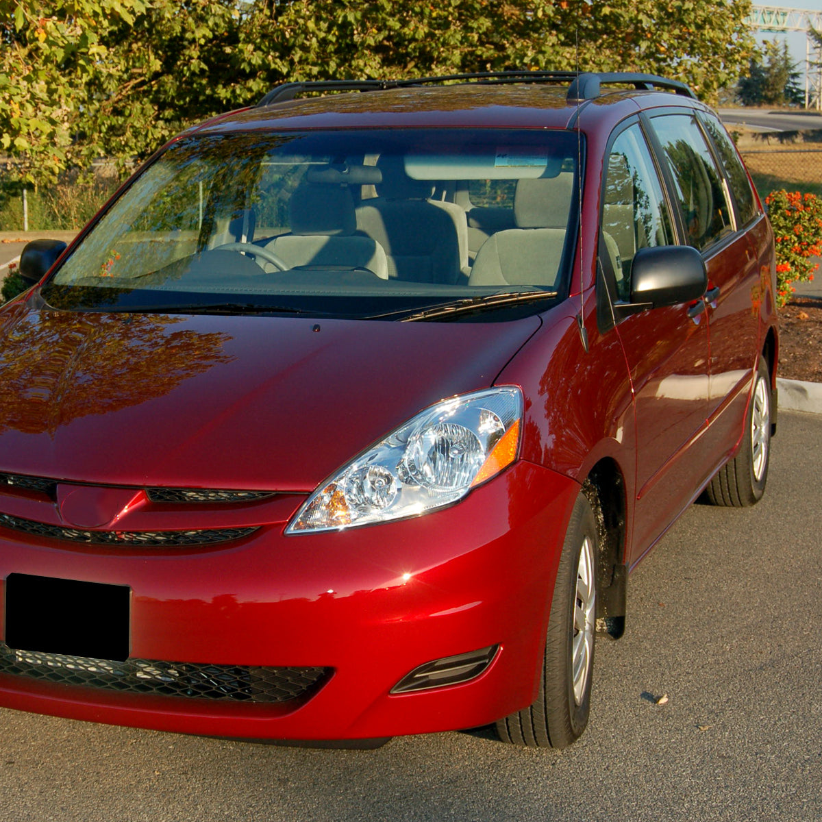 2006-2010 Toyota Sienna Factory Style Driver/Left Headlight w/ Amber Reflector (Chrome Housing/Clear Lens)