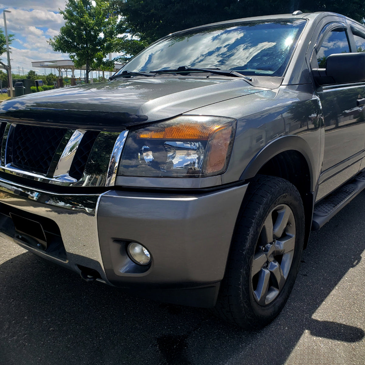 2004-2015 Nissan Titan/ 2004-2007 Armada Factory Style Headlights w/ Amber Reflectors (Matte Black Housing/Clear Lens)
