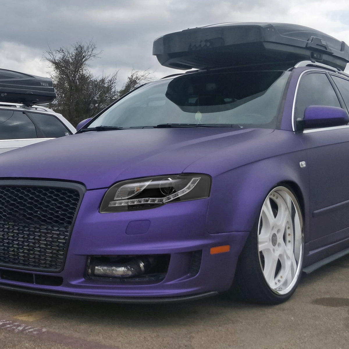 2006-2008 Audi A4 Projector Headlights w/ R8 Style SMD LED Light Strip (Matte Black Housing/Clear Lens)