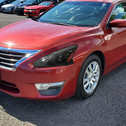 2013-2015 Nissan Altima Sedan Projector Headlights w/ Amber Reflectors (Matte Black Housing/Clear Lens)