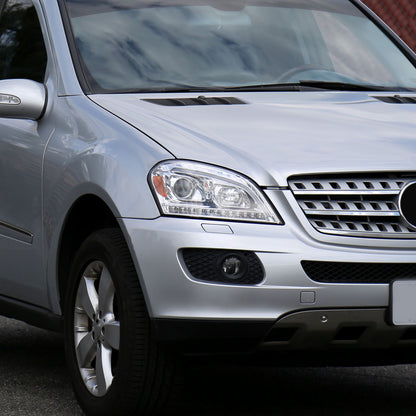 2006-2008 Mercedes Benz W164 ML Class LED Bar Projector Headlights w/ Sequential Turn Signal Lights (Chrome Housing/Clear Lens)