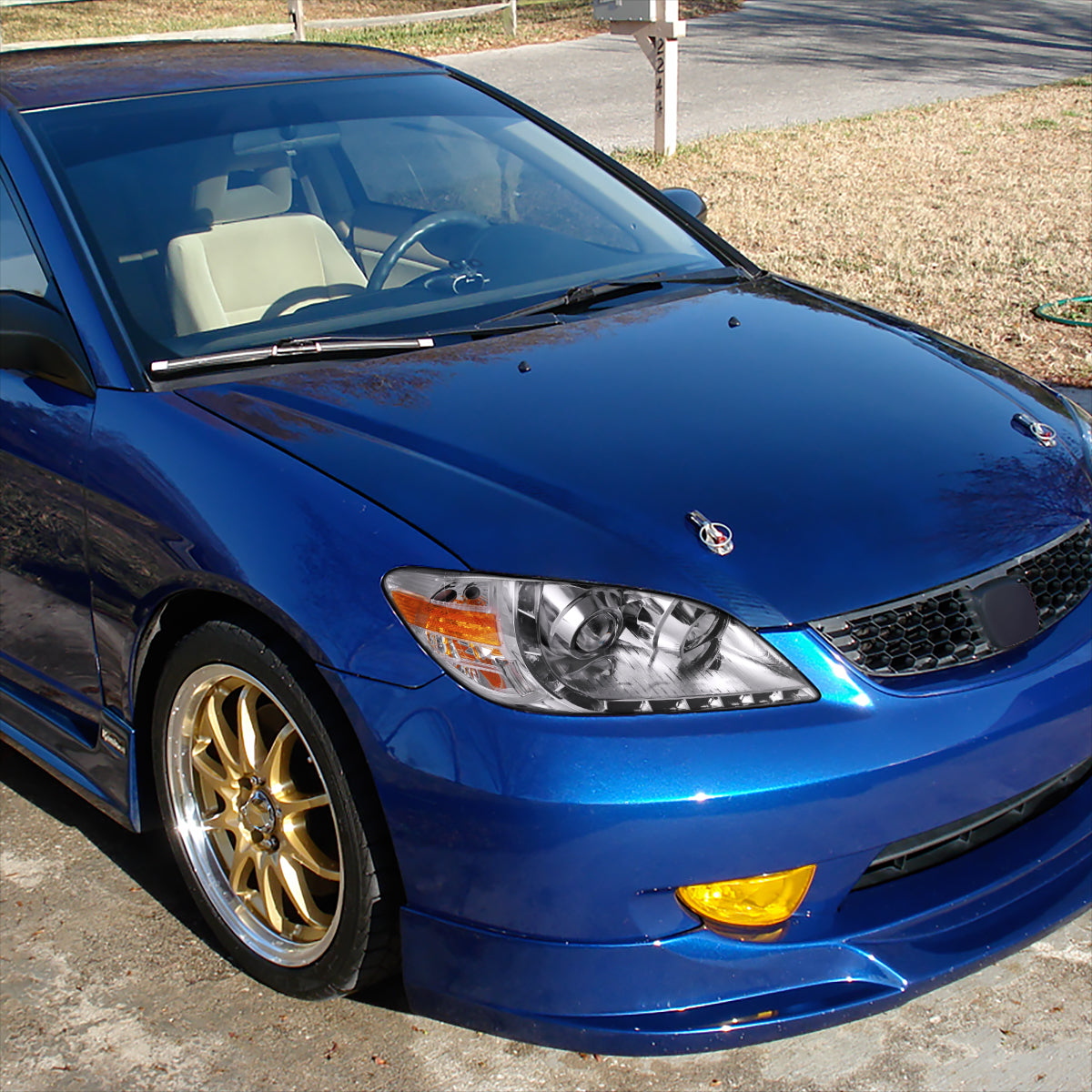 2004-2005 Honda Civic Projector Headlights w/ LED Light Strip (Chrome Housing/Clear Lens)