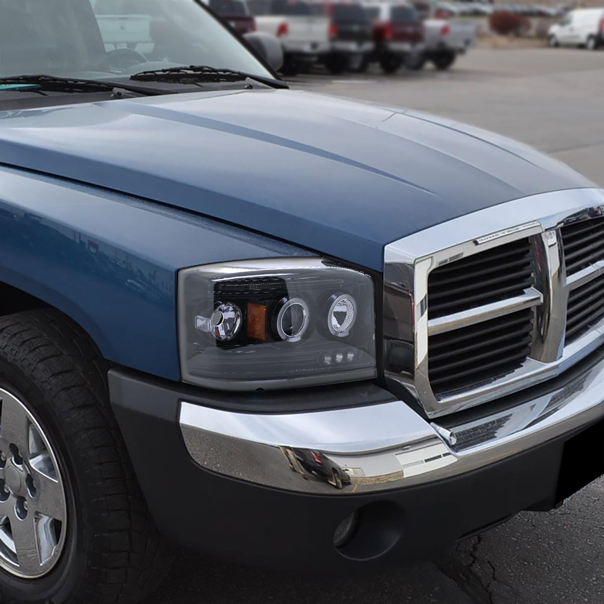 2005-2007 Dodge Dakota Dual Halo Projector Headlights (Glossy Black Housing/Smoked Lens)