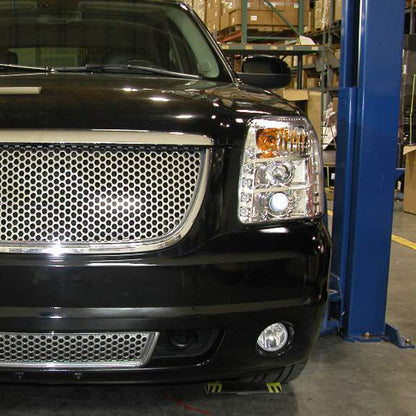 2007-2014 GMC Yukon/Yukon XL 1500/2500 Projector Headlights (Chrome Housing/Clear Lens)