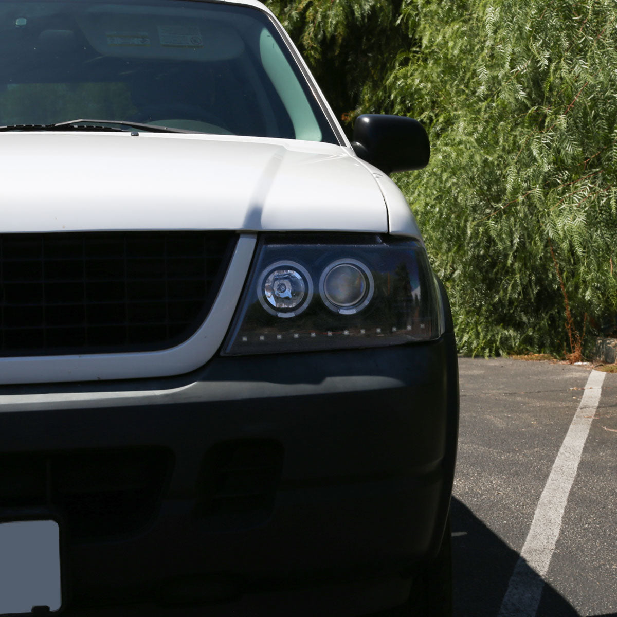 2002-2005 Ford Explorer Dual Halo Projector Headlights (Glossy Black Housing/Smoked Lens)