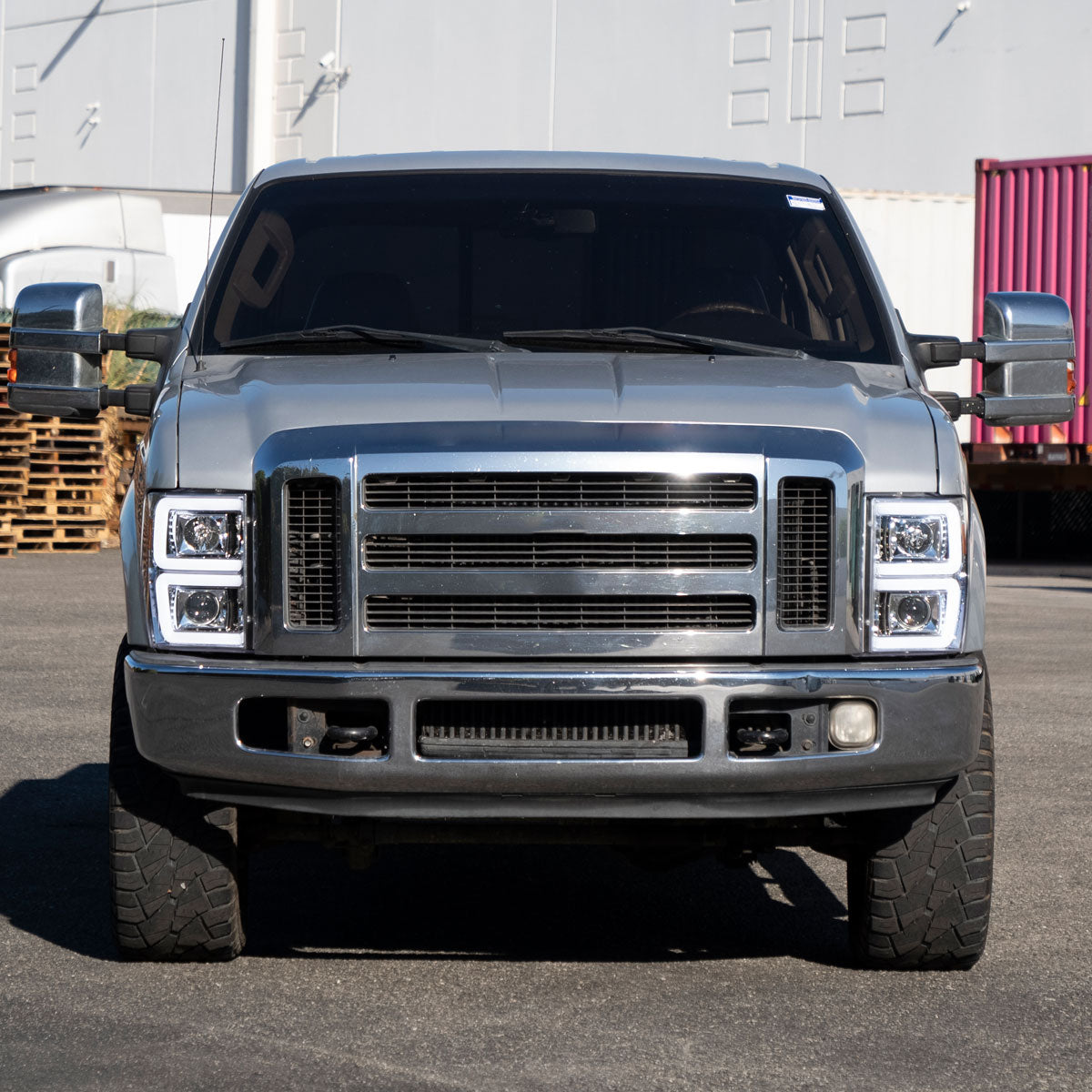 2008-2010 Ford F-250/F-350/F-450/F-550 LED Sequential Turn Signal Bar Projector Headlights (Chrome Housing/Clear Lens)