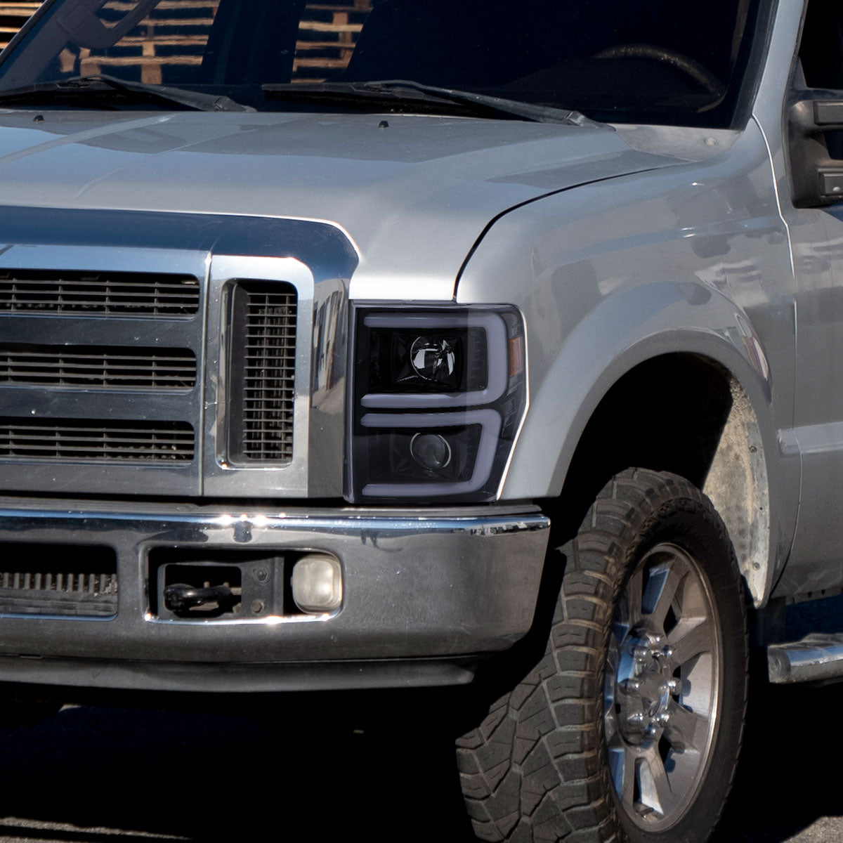 2008-2010 Ford F-250/F-350/F-450/F-550 LED Sequential Turn Signal Bar Projector Headlights (Glossy Black Housing/Smoked Lens)