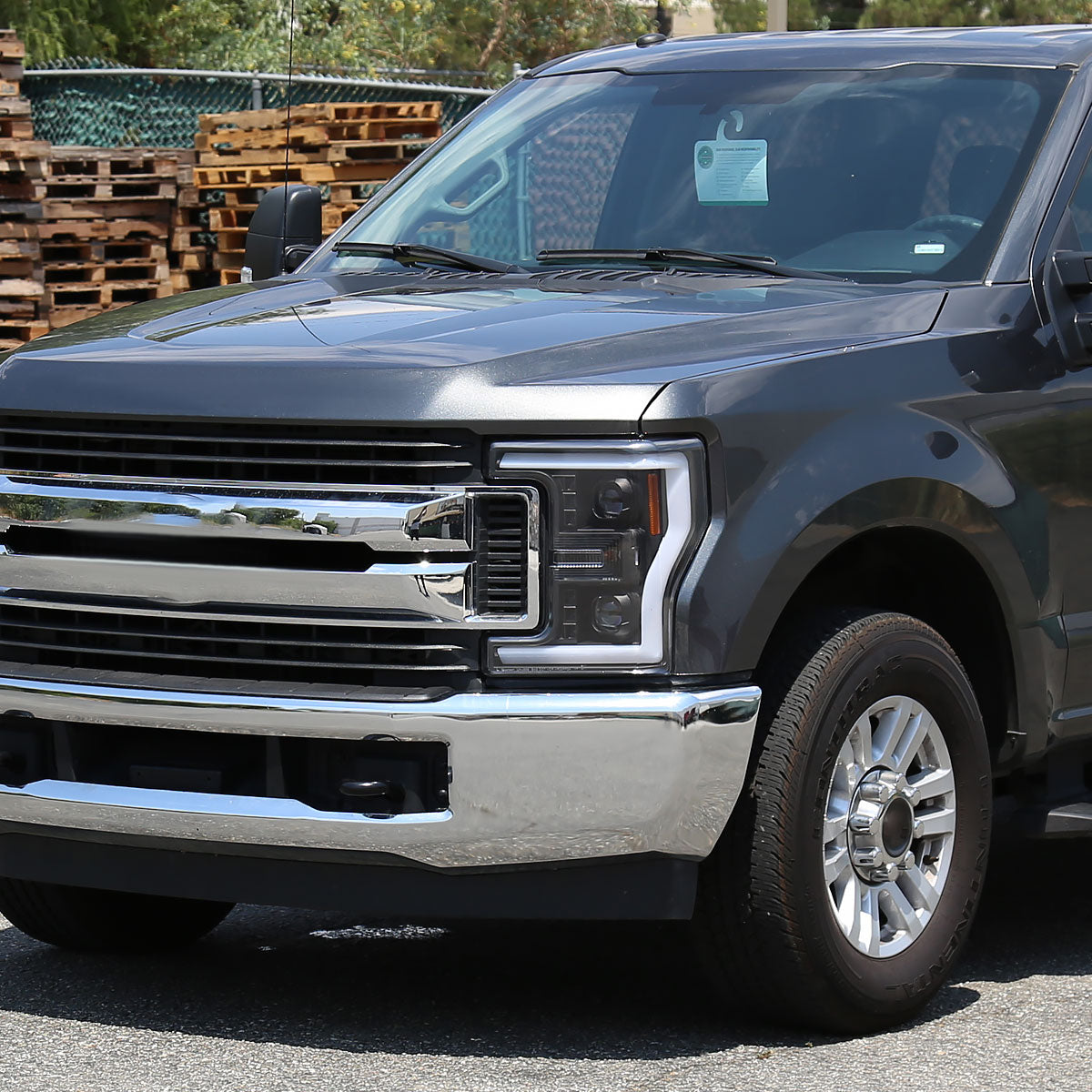 2017-2019 Ford F-250 F-350 F-450 F-550 Switchback LED C-Bar Projector Headlights (Matte Black Housing/Clear Lens)