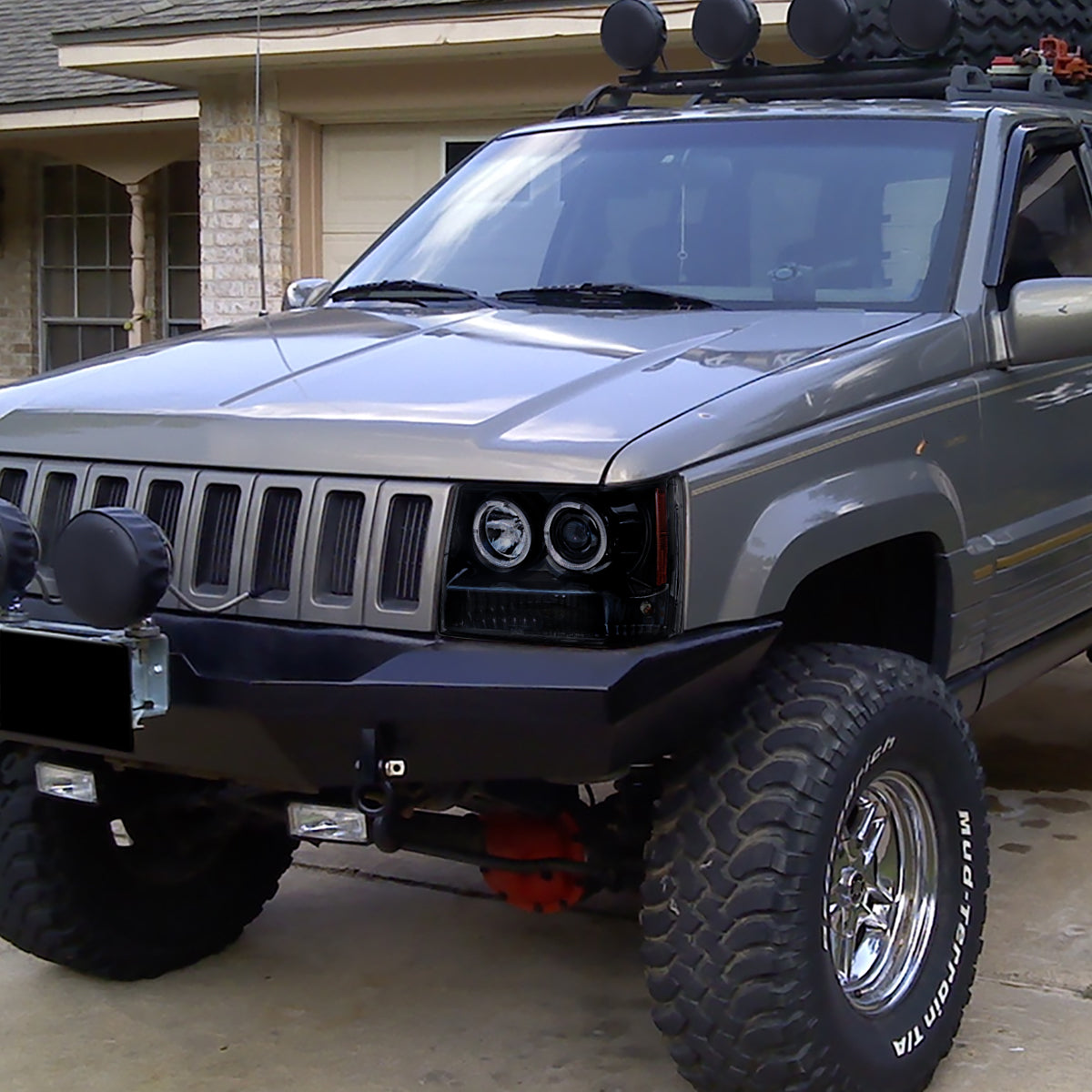 1993-1996 Jeep Grand Cherokee Dual Halo Projector Headlights (Glossy Black Housing/Smoked Lens)