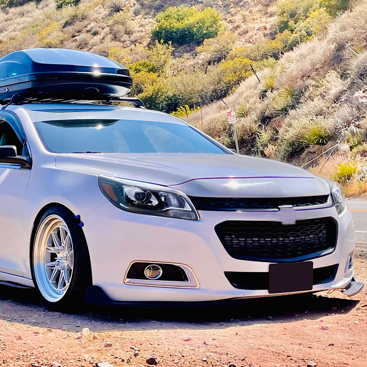 2013-2015 Chevrolet Malibu Projector Headlights (Matte Black Housing/Clear Lens)