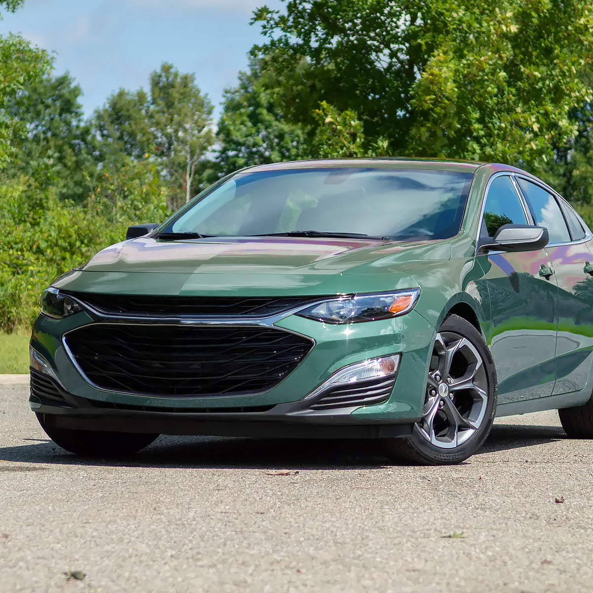 2019-2024 Chevrolet Malibu Factory Style Projector Headlights (Glossy Black Housing/Clear Lens)