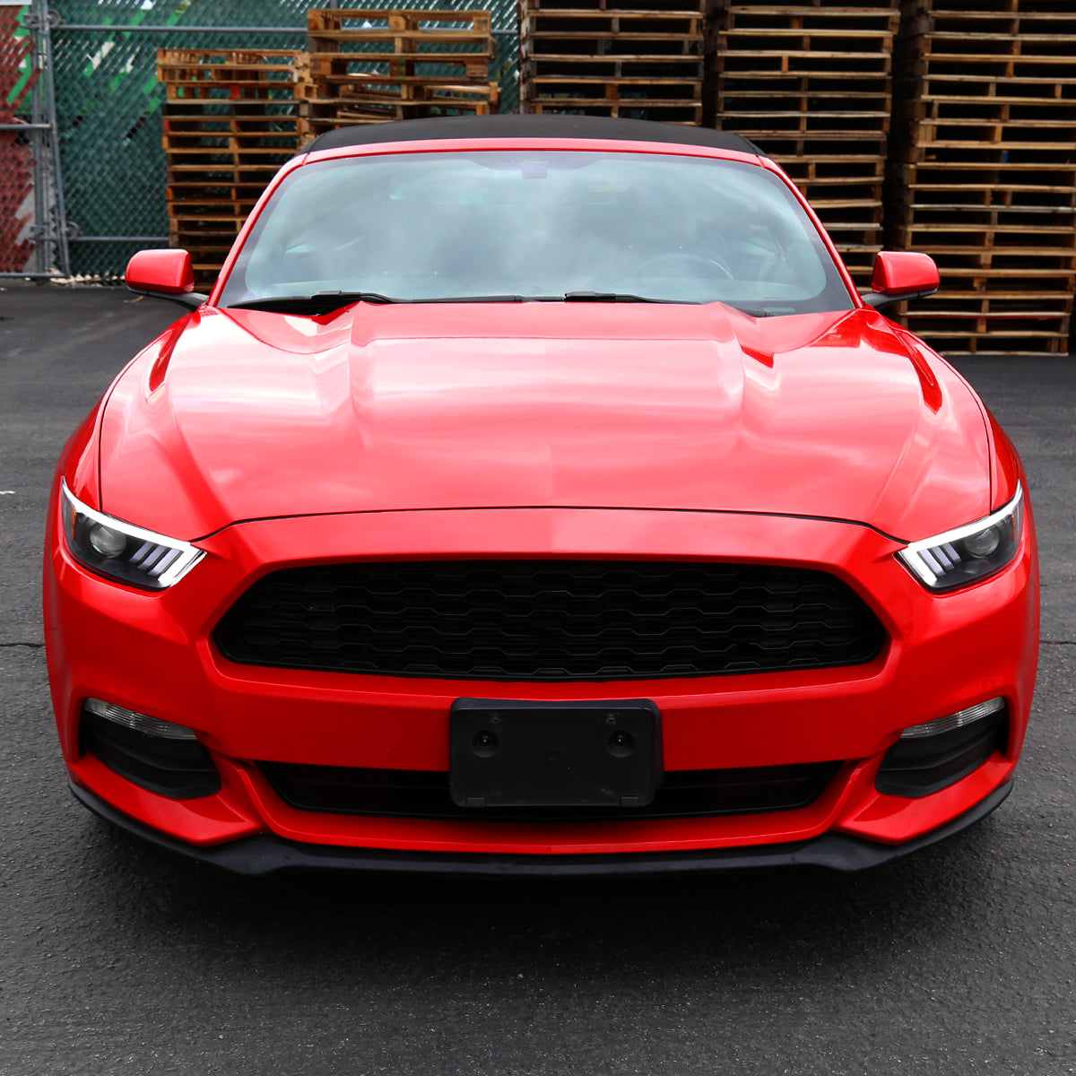 2015-2017 Ford Mustang HID-Type  LED Sequential Turn Signal Projector Headlights (Matte Black Housing/Clear Lens)