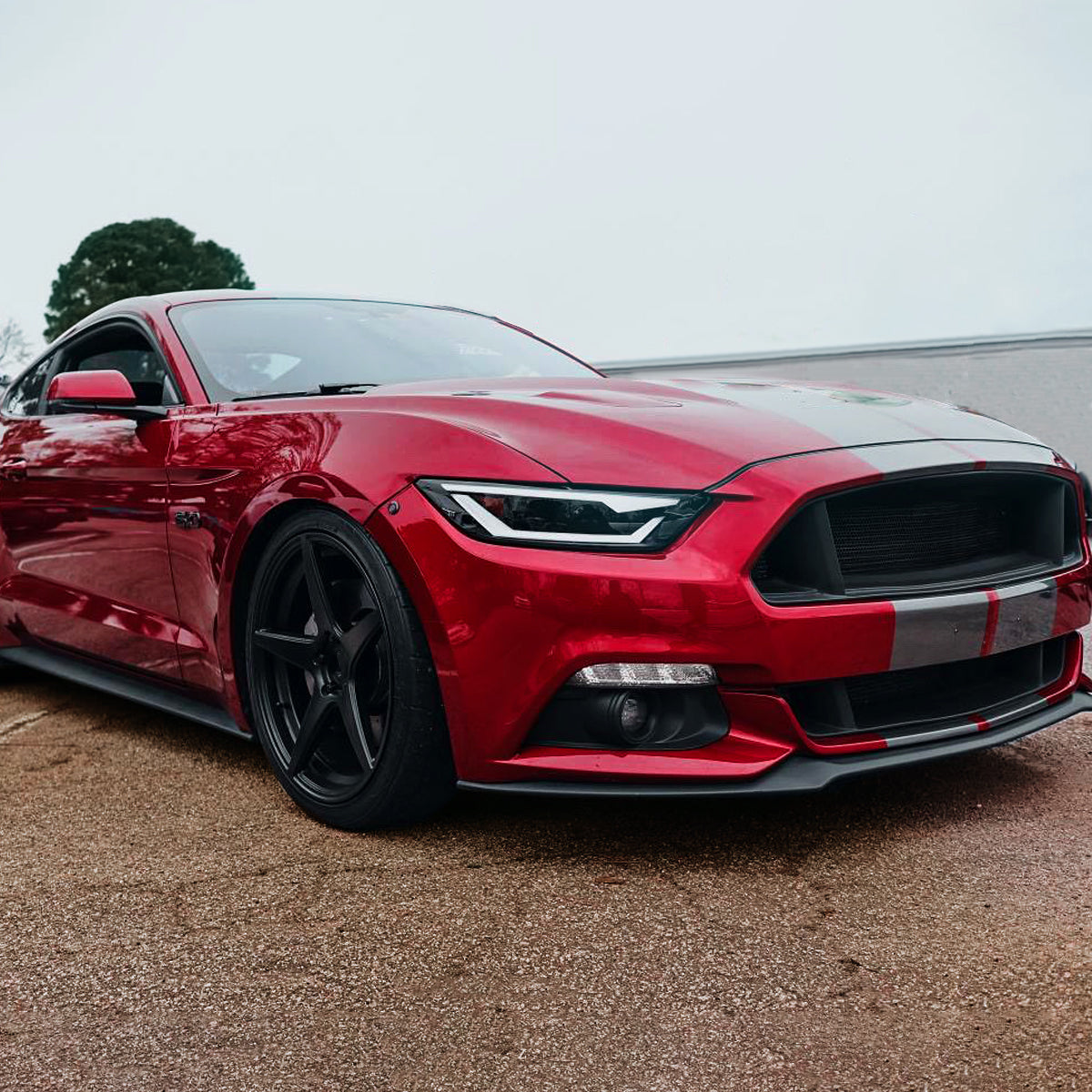 2015-2017 Ford Mustang/2018-2020 Mustang Shelby HID/Xenon Switchback Sequential LED Turn Signal Projector Headlights (Matte Black Housing/Smoked Lens)