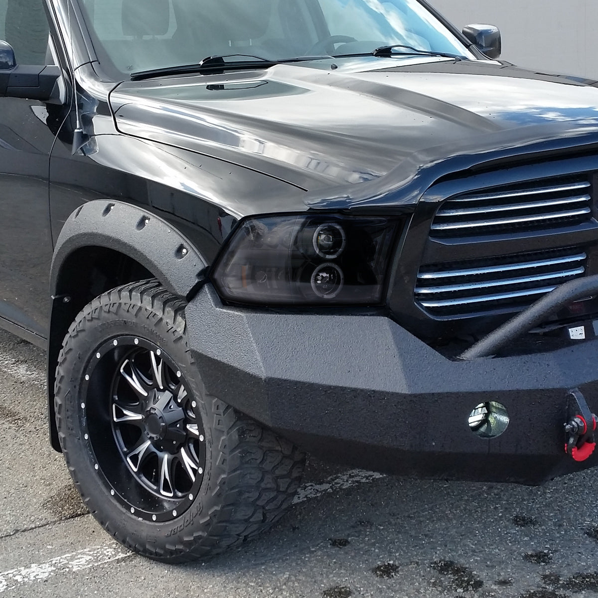 2009-2018 Dodge RAM 1500 / 2019-2021 RAM Classic / 2010-2018 RAM 2500 3500 Dual Halo Projector Headlights (Glossy Black Housing/Smoked Lens)