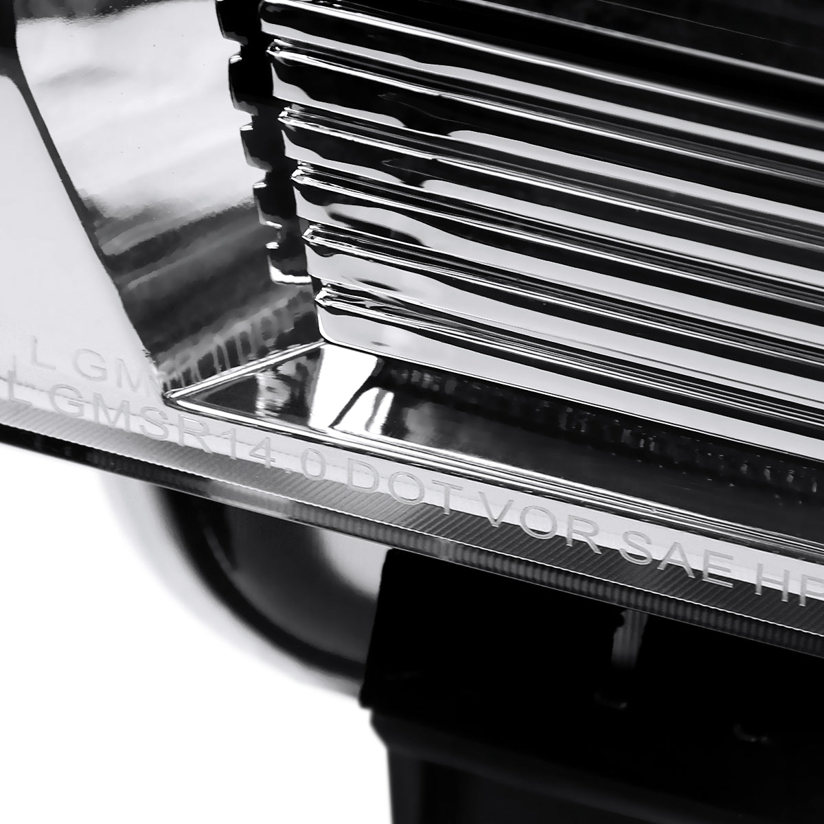 2014-2019 GMC Sierra 1500/2500 HD/3500 HD Projector Headlights (Chrome Housing/Clear Lens)