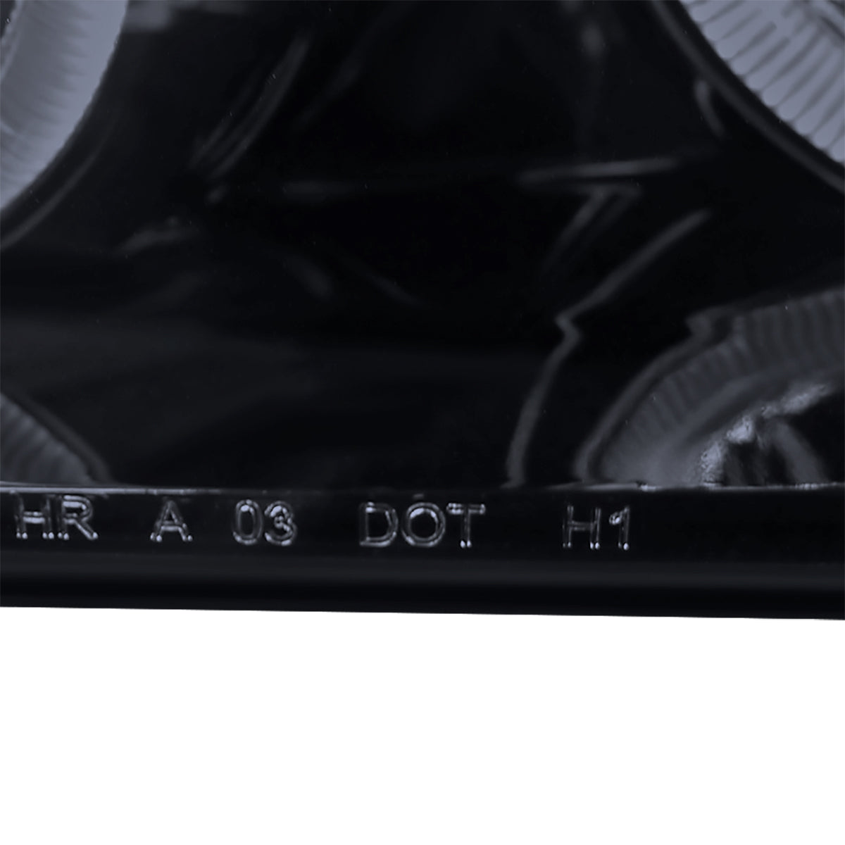 2002-2006 Chevrolet Avalanche/ 2003-2007 Silverado Dual Halo Projector Headlights (Glossy Black Housing/Smoked Lens)