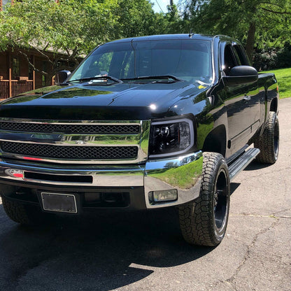 2007-2013 Chevrolet Silverado 1500/ 2007-2014 Silverado 2500HD 3500HD  LED C-Bar Projector Headlights (Glossy Black Housing/Smoked Lens)