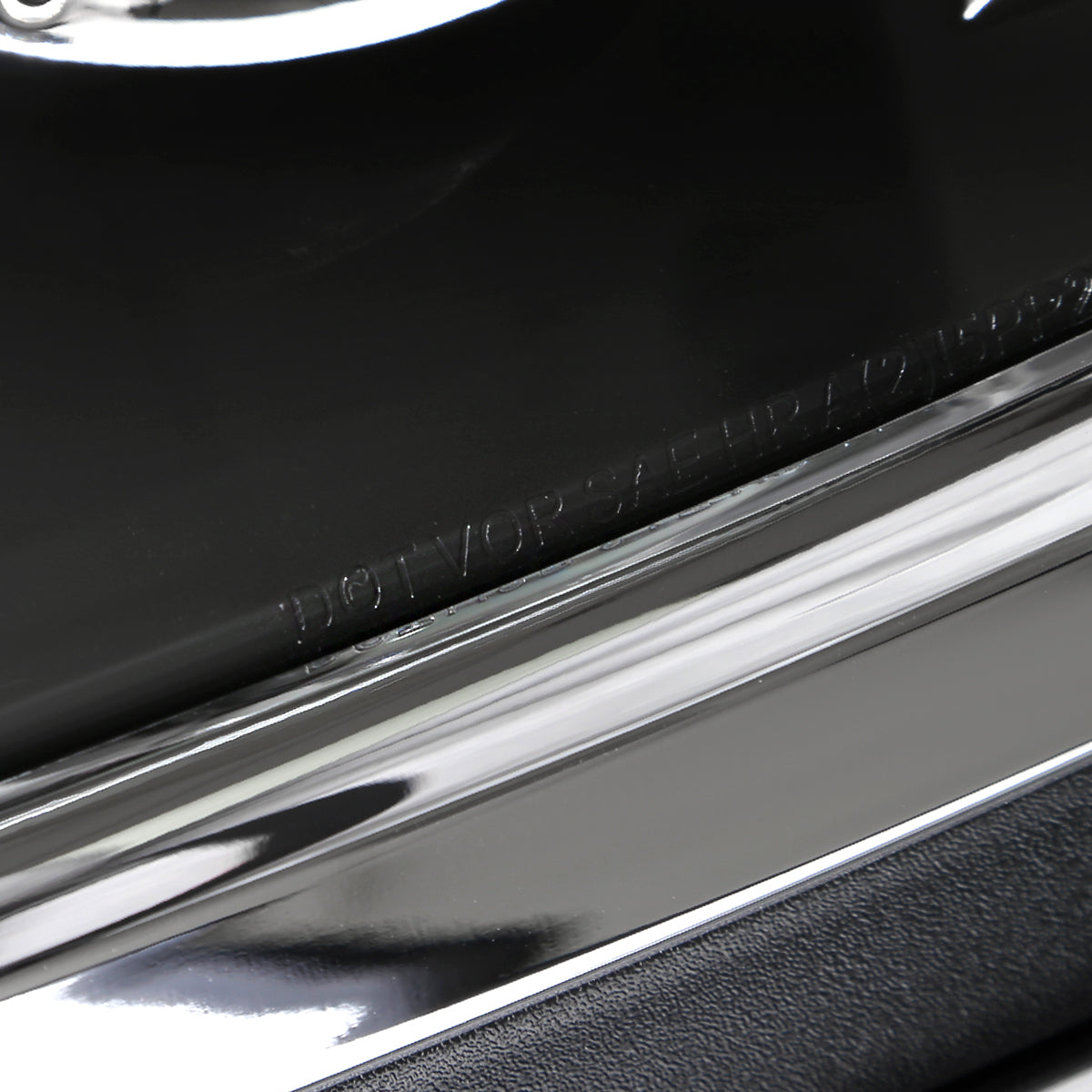 2014-2017 Chevrolet Silverado 1500 Projector Headlights (Matte Black Housing/Chrome Trim/Clear Lens)