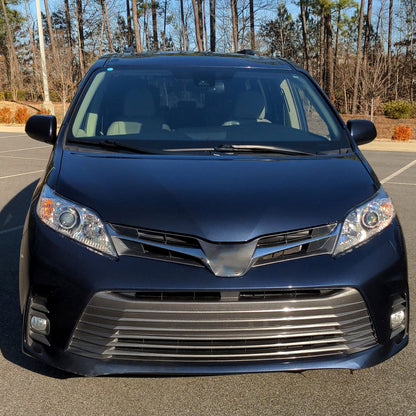 2011-2020 Toyota Sienna Driver/Left Side Projector Headlights (Chrome Housing/Clear Lens)