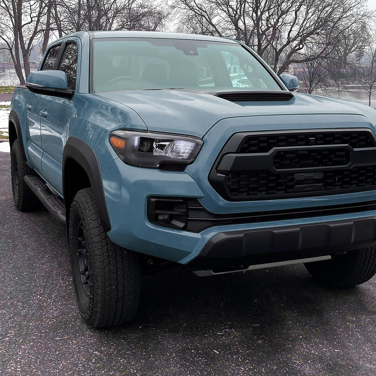 2016-2023 Toyota Tacoma Projector Headlights w/ Amber Reflectors (Matte Black Housing/Clear Lens)