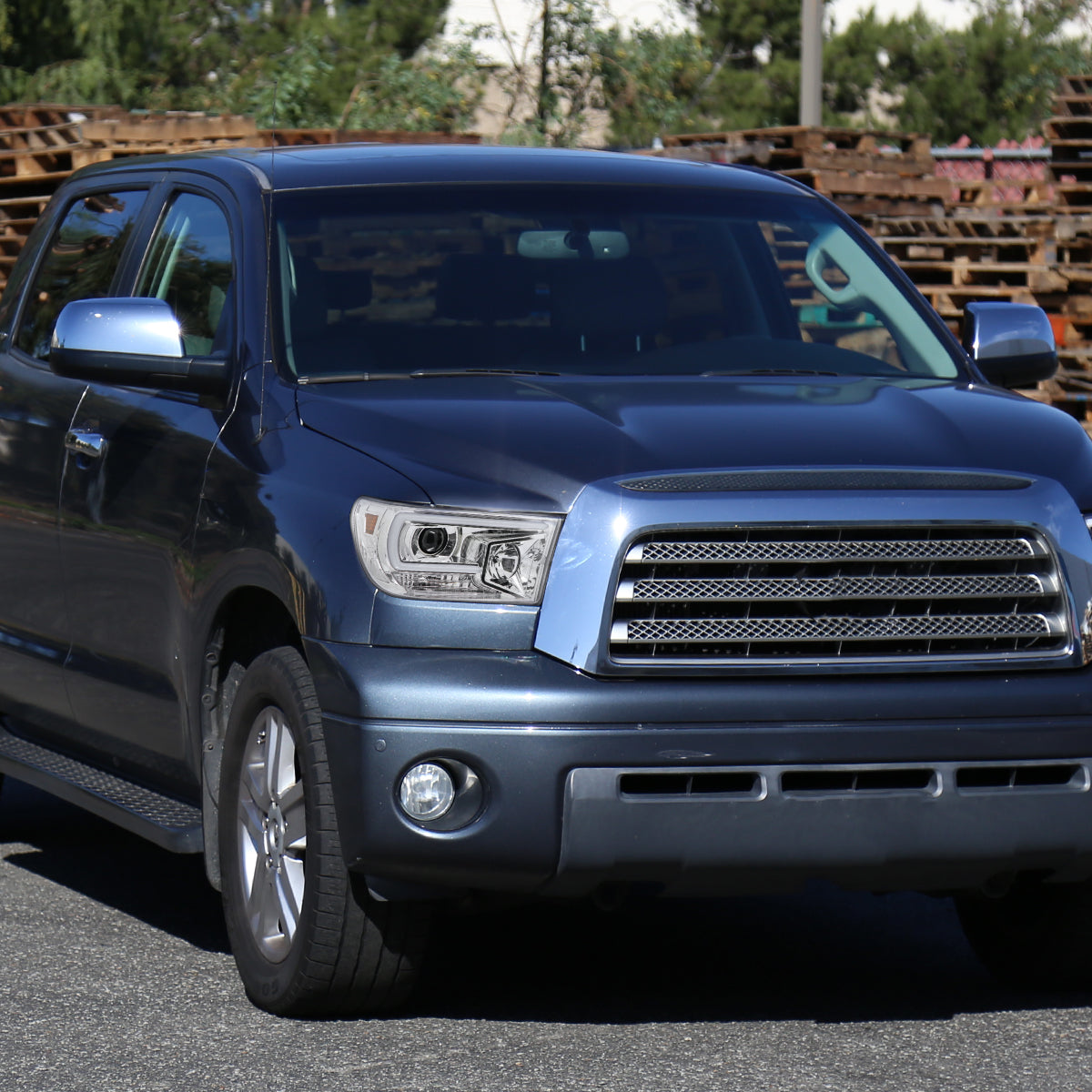 2007-2013 Toyota Tundra/ 2008-2017 Sequoia LED C-Bar Projector Headlights (Chrome Housing/Clear Lens)