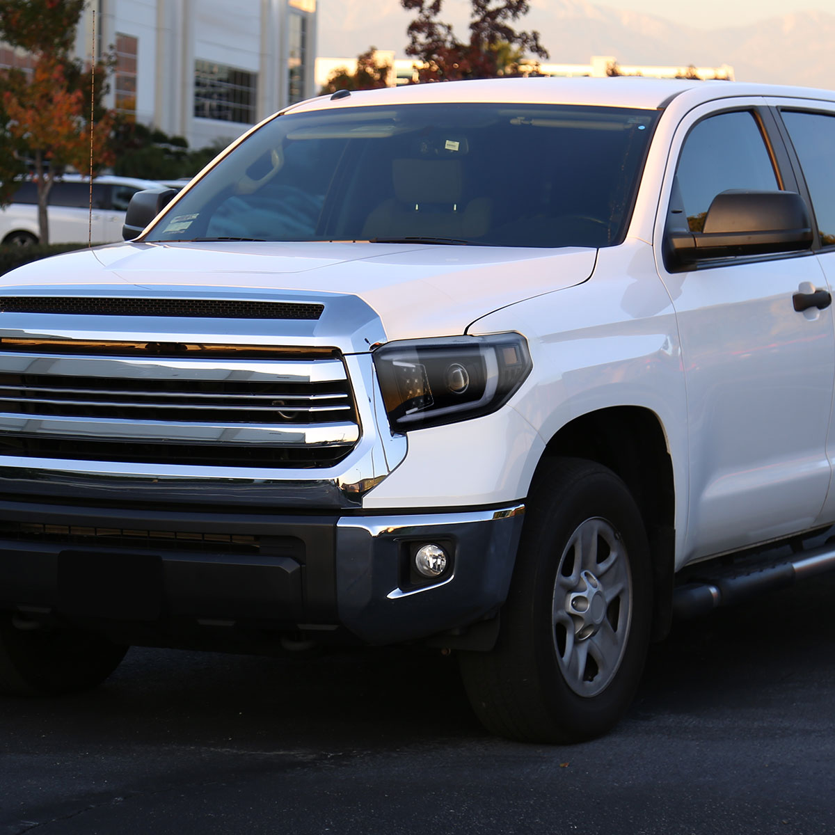 2014-2021 Toyota Tundra LED C-Bar Projector Headlights w/ Sequential Turn Signal Lights (Glossy Black Housing/Smoked Lens)
