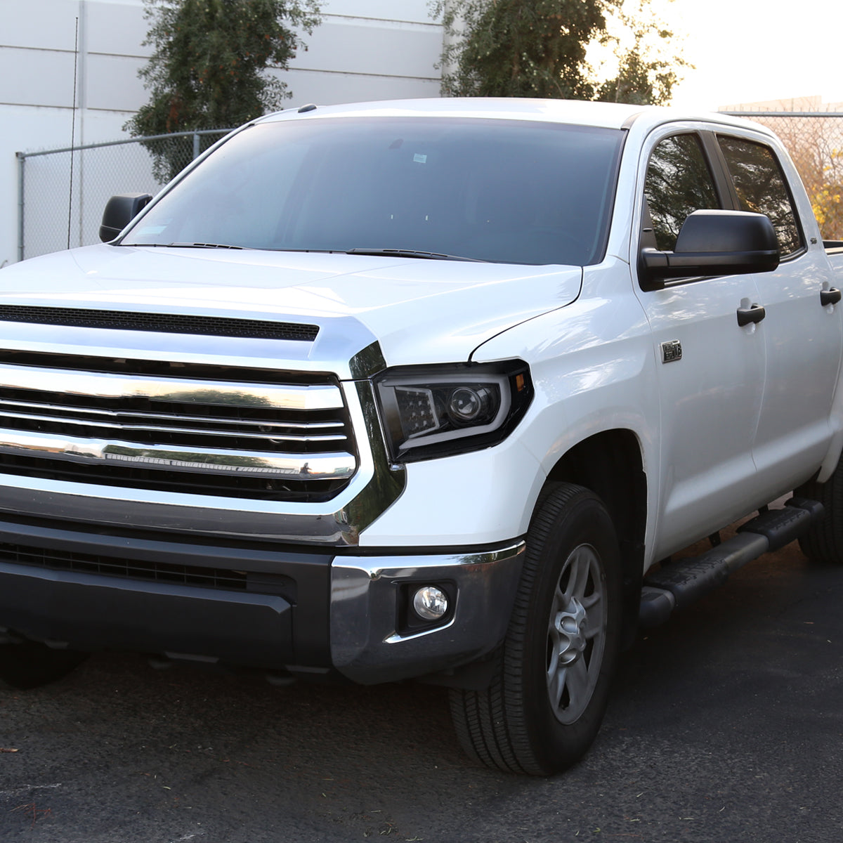 2014-2021 Toyota Tundra LED C-Bar Projector Headlights w/ LED Turn Signal Lights (Glossy Black Housing/Smoked Lens)