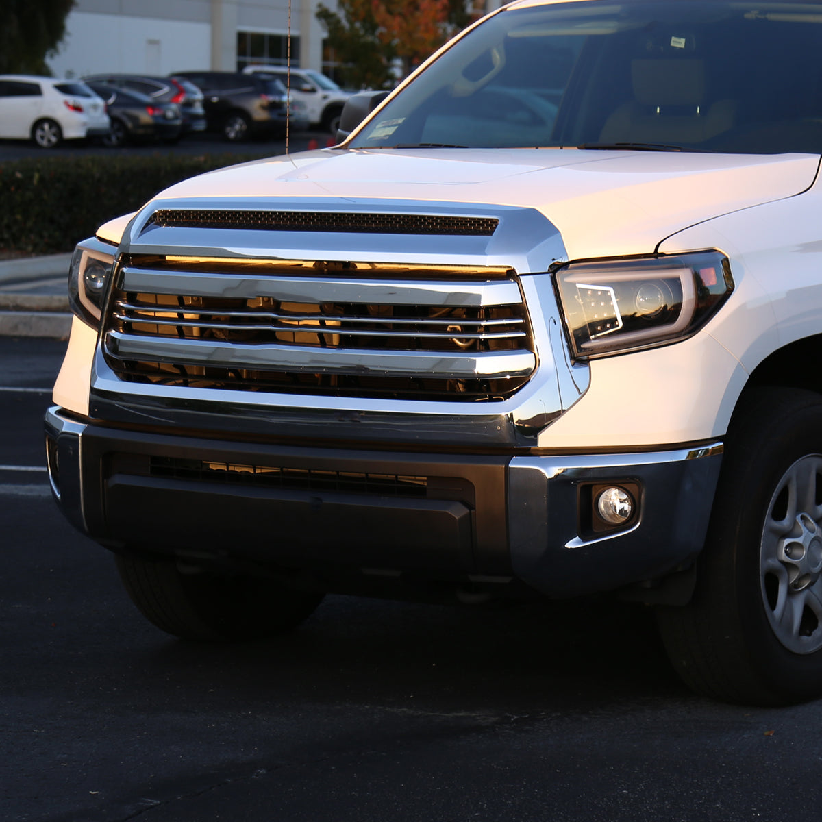 2014-2021 Toyota Tundra LED C-Bar Projector Headlights w/ LED Turn Signal Lights (Matte Black Housing/Clear lens)
