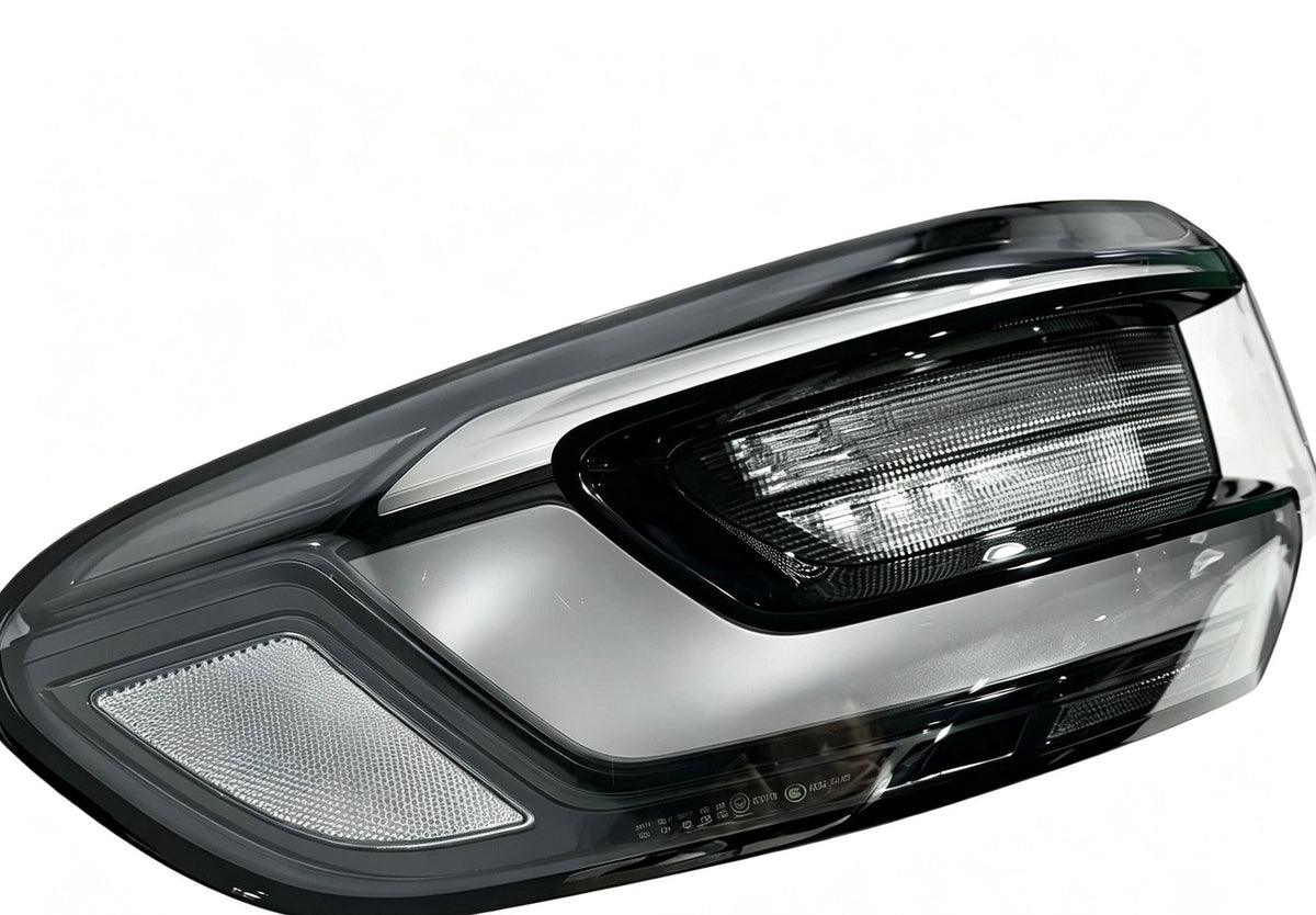 BMW X5 clear venom-style tail lights by JIEAN Lights – photo 3