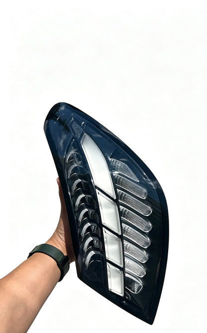 Mercedes-Benz C-Class (New Body) clear venom-style tail lights by JIEAN Lights – photo 2