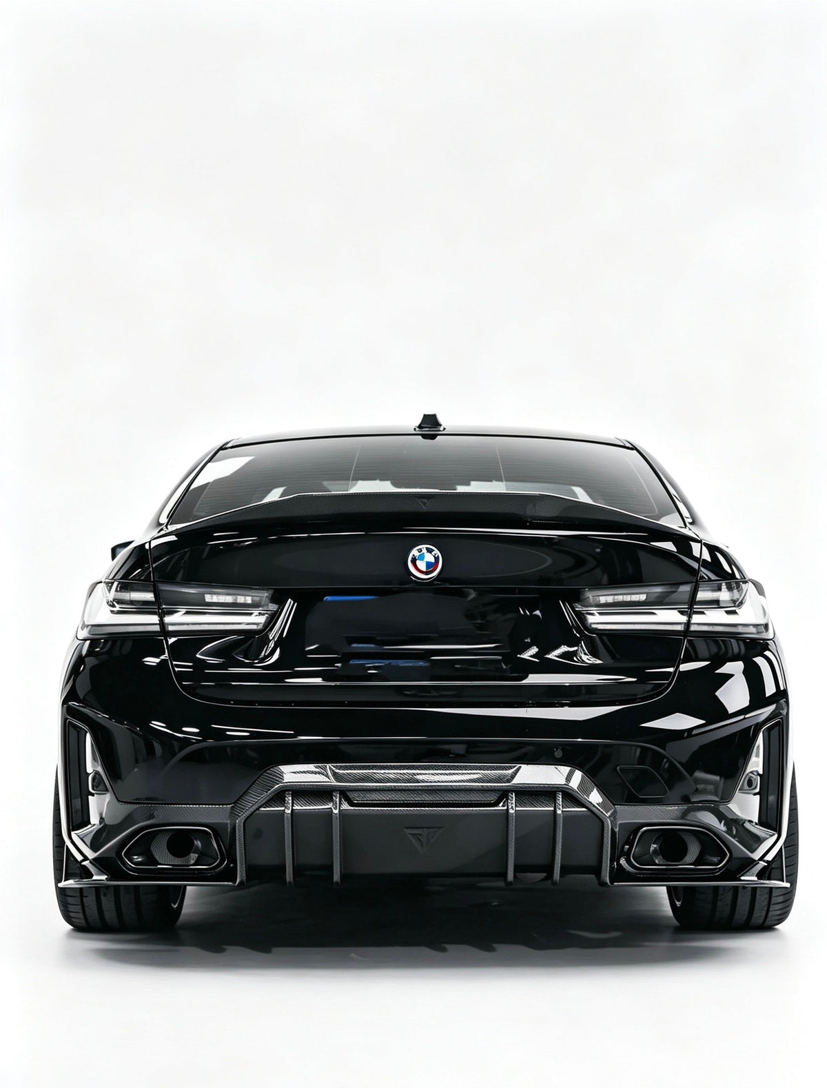 BMW 3 Series (New Body) clear venom-style tail lights by JIEAN Lights – photo 1