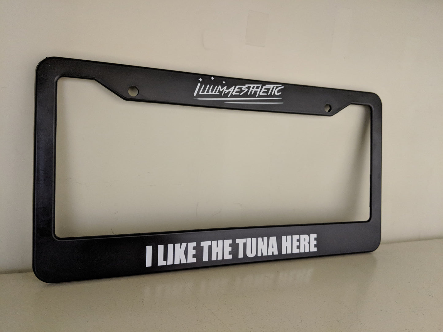 Illumaesthetic Custom Plate Frame (Simple Text)