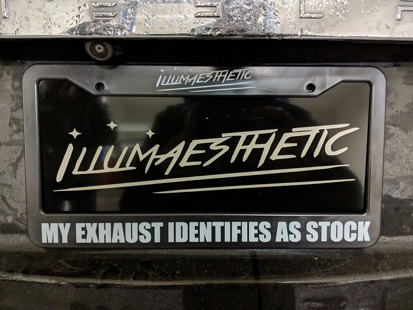 MY EXHAUST IDENTIFIES AS STOCK plate frame