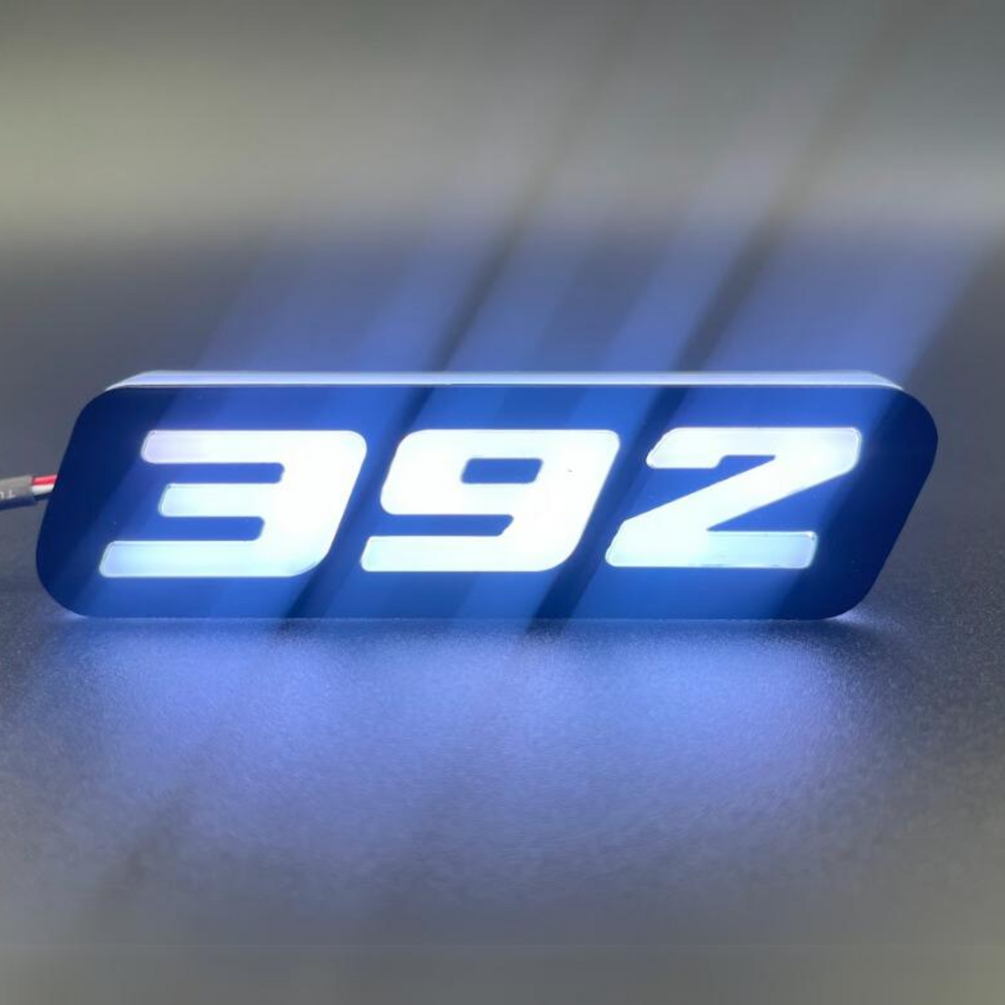 392 LED Badge (Multicolor Flow)